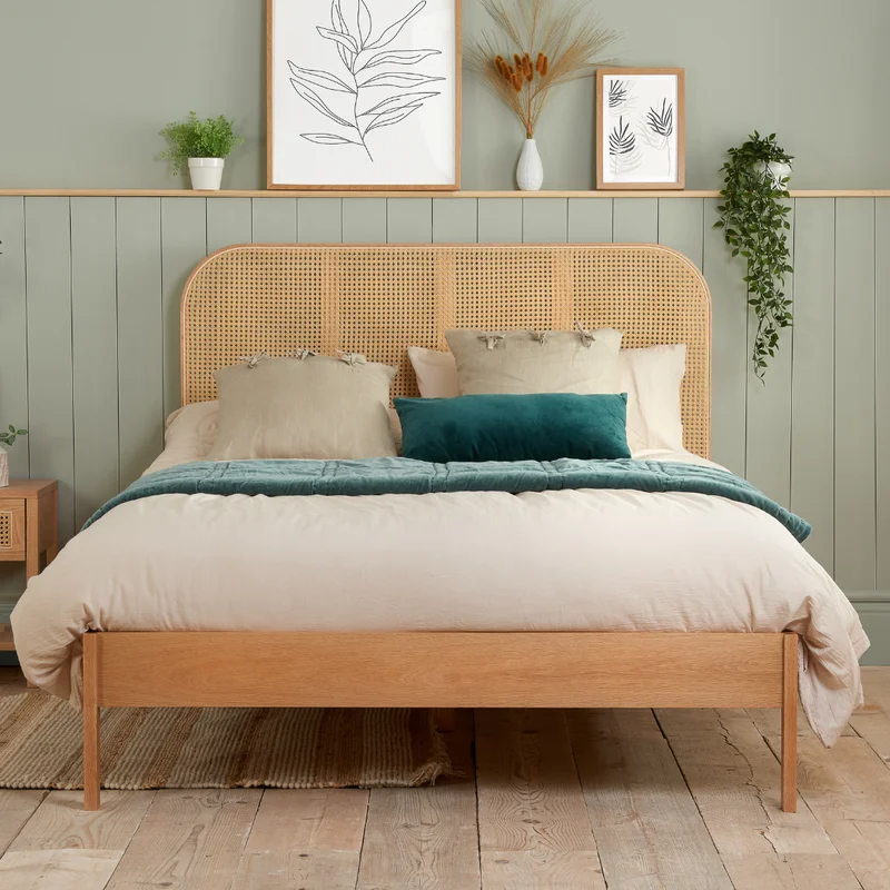 bed-post28229