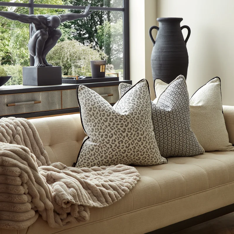 decorum-living129513