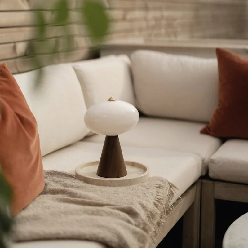 decorum-living93020